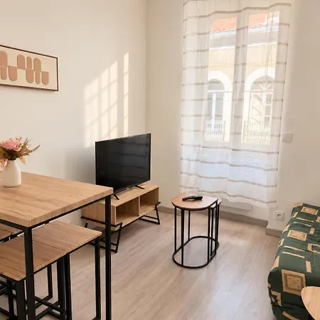 Le Contemporain - Lumineux Et Parking Facile Appartement